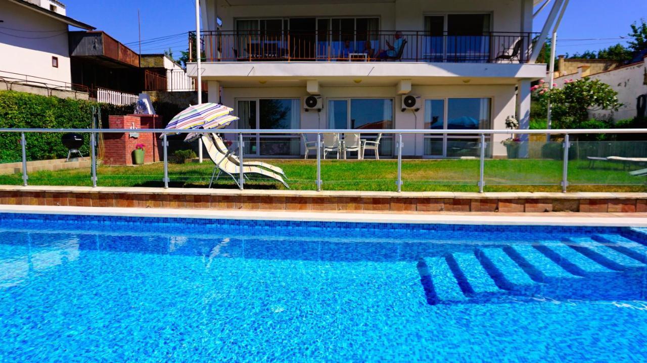 Вила Сънрайз - Villa Sunrise Warna Exterior foto